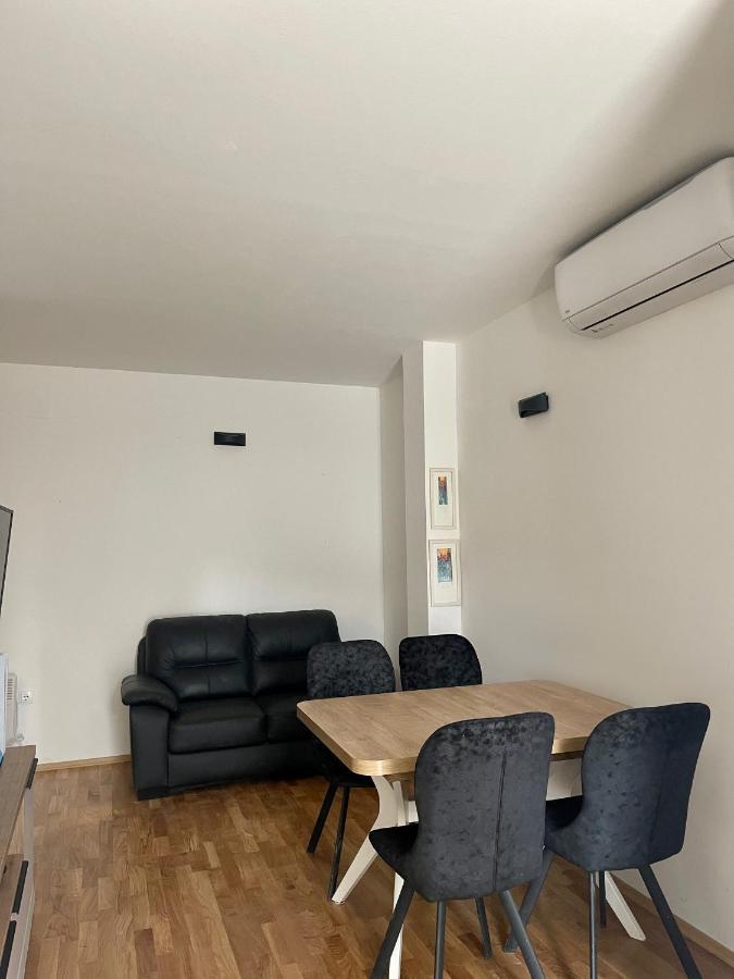 Elite Rooms Split - Free Parking Bagian luar foto